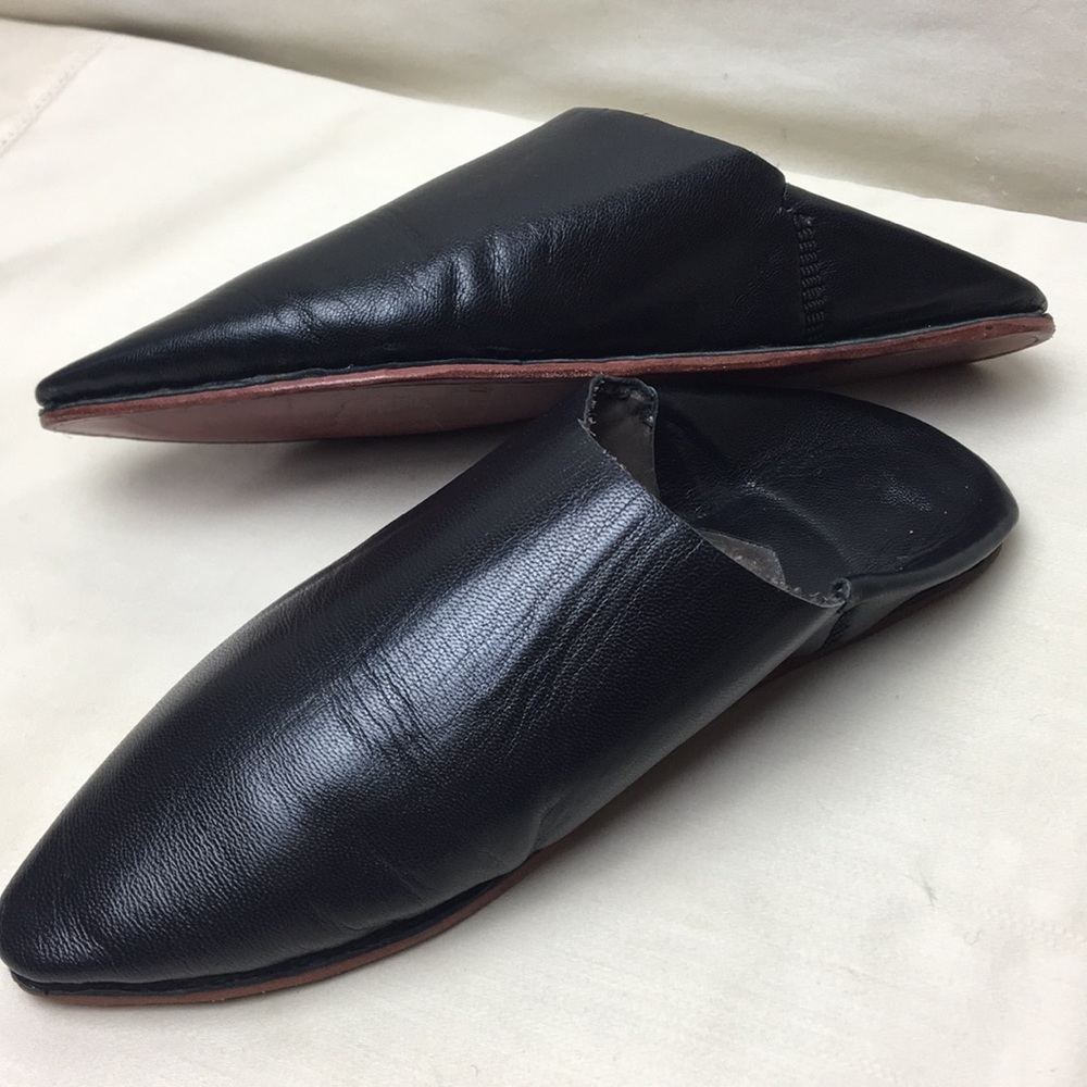 LEATHER babouche mules